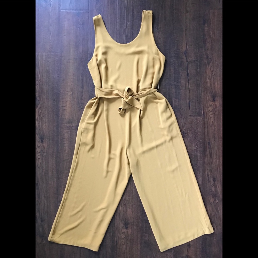 Mustard romper NWOT